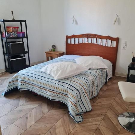 Chambre Grand Appartement Perpignan Exteriér fotografie